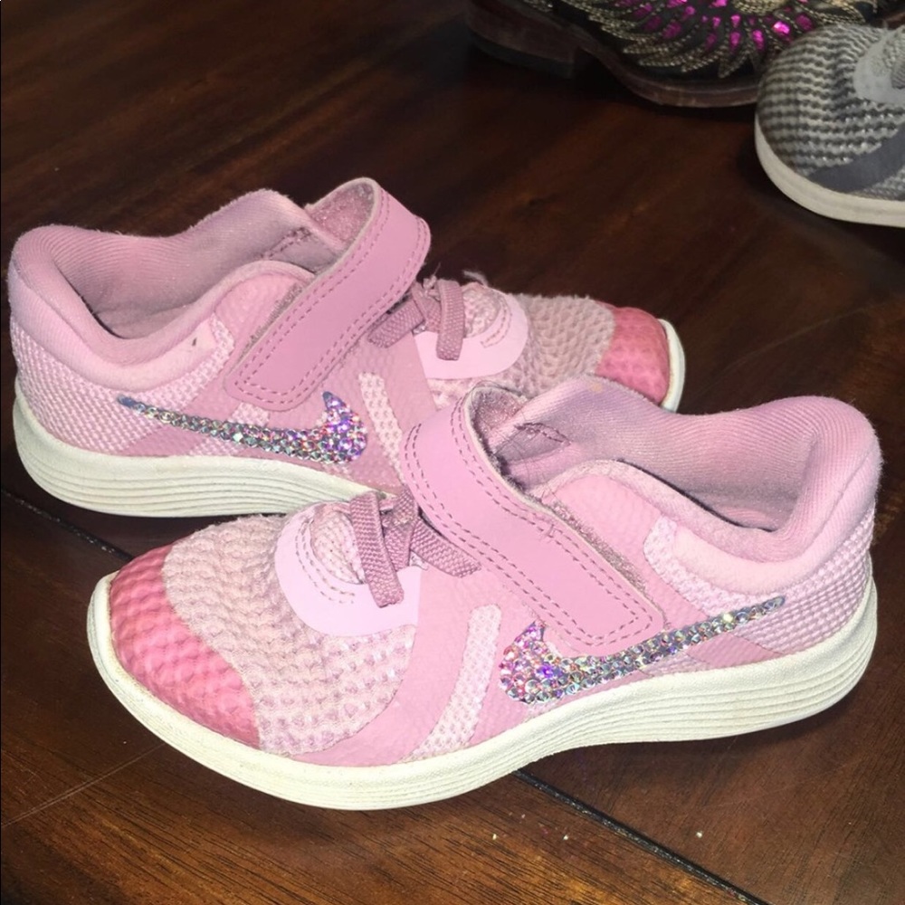 Nike toddler sneakers